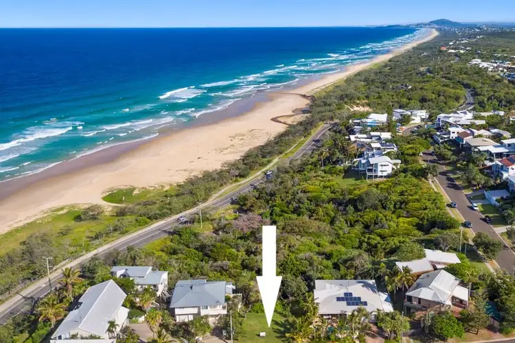 6 Corsair Crescent, Sunrise Beach QLD 4567