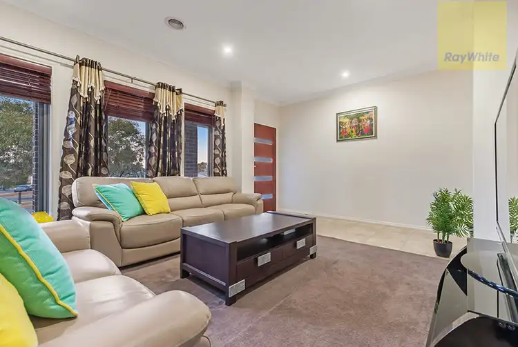 Second view of Homely house listing, 31 Fermont Avenue, Craigieburn VIC 3064