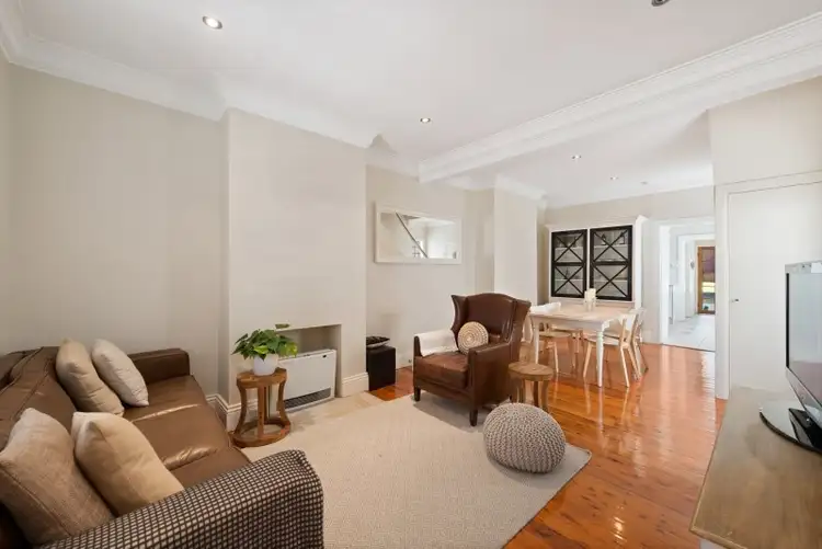 11 Lackey Street, St Peters NSW 2044