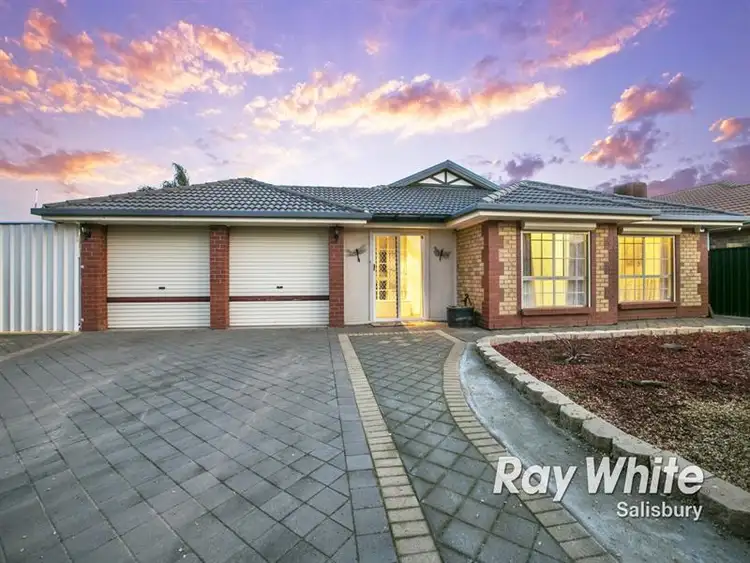 10 Earl Court, Andrews Farm SA 5114
