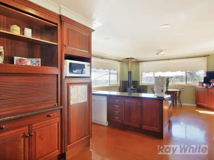 Fifth view of Homely house listing, 2 Baker Place, Armidale NSW 2350
