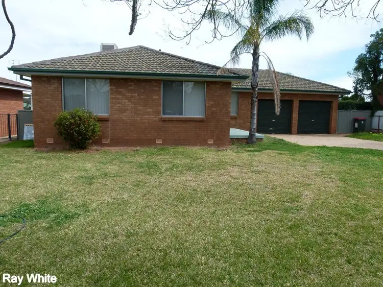 24 Belah Street, Forbes NSW 2871