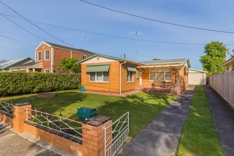 10 Wilsons Road, Newcomb VIC 3219