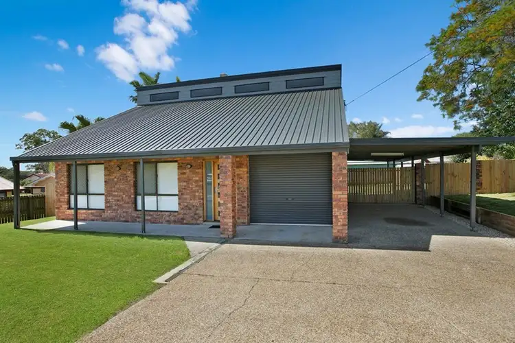 4 Bower Street, Birkdale QLD 4159