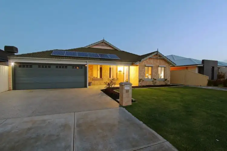 10 William Street, Wattle Grove WA 6107