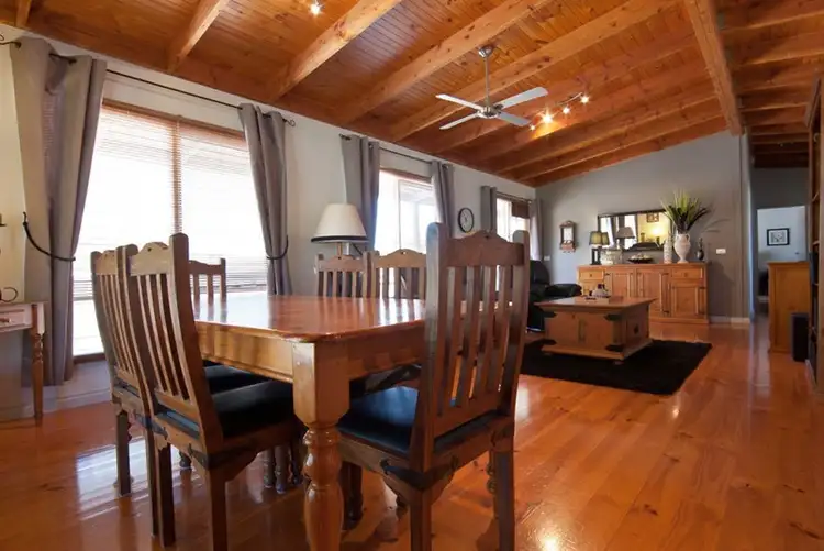 Fifth view of Homely house listing, 7 Diane Crescent, Wimbledon Heights VIC 3922