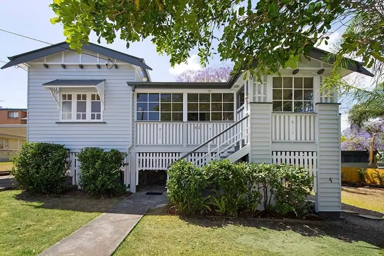 82 Rialto Street, Greenslopes QLD 4120