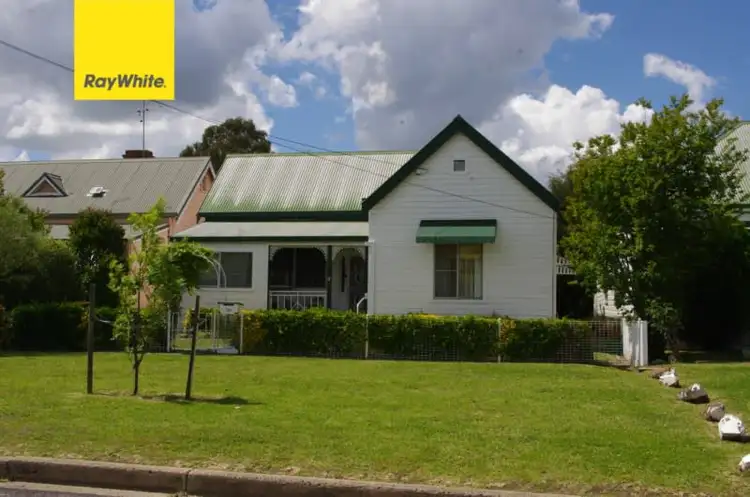 11 Chester Street, Inverell NSW 2360