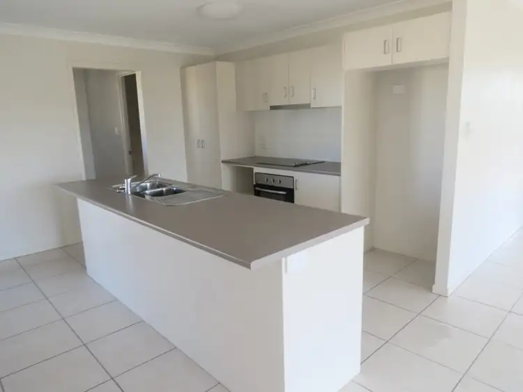 Seventh view of Homely house listing, 16 Ivers Place, Emerald QLD 4720