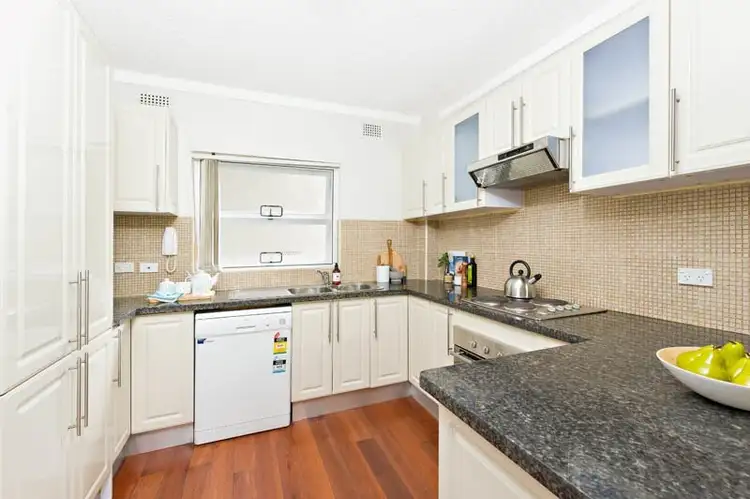 Third view of Homely apartment listing, 6/1 Ozone Street, Cronulla NSW 2230
