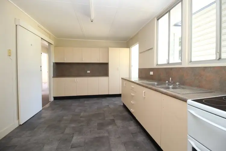 Fifth view of Homely house listing, 6 Luck Place, Emerald QLD 4720