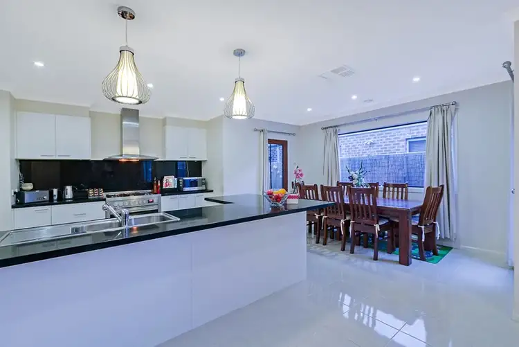 Sixth view of Homely house listing, 31 Suncroft Drive, Lalor VIC 3075