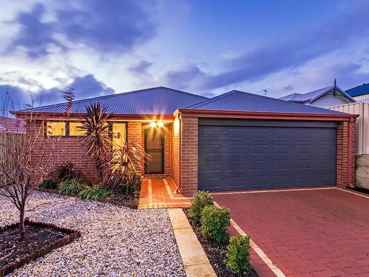 Main view of Homely house listing, 6 Borthwick Place, Orelia WA 6167