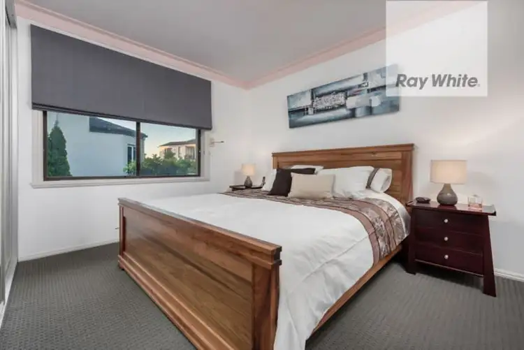 Sixth view of Homely house listing, 29 Hutchins Circuit, Bundoora VIC 3083