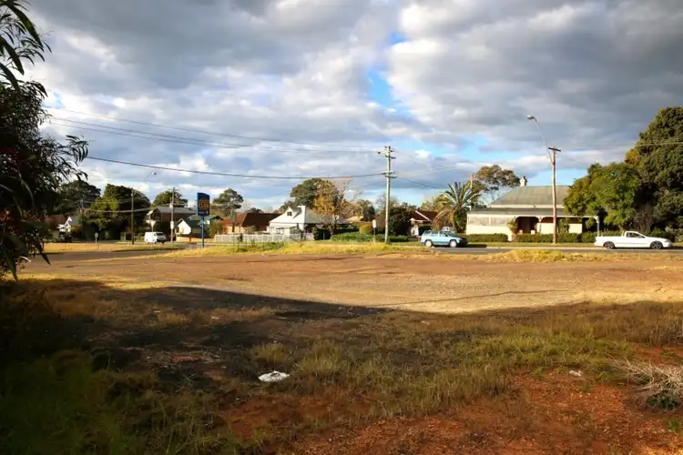 117 East Street, Nowra NSW 2541