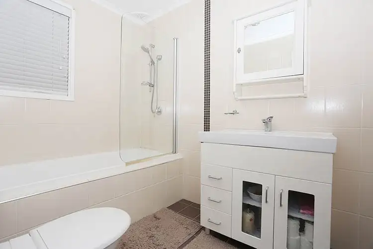 Sixth view of Homely house listing, 7 Yakima Avenue, Bossley Park NSW 2176