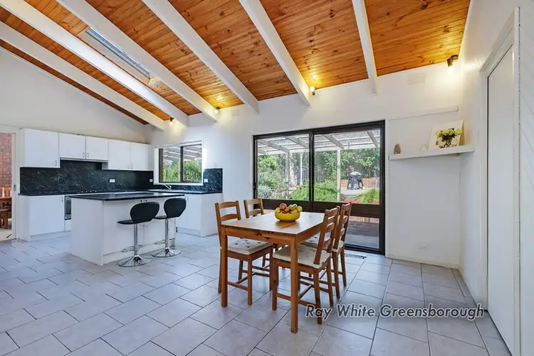 38 Brinawa Drive, Greensborough VIC 3088