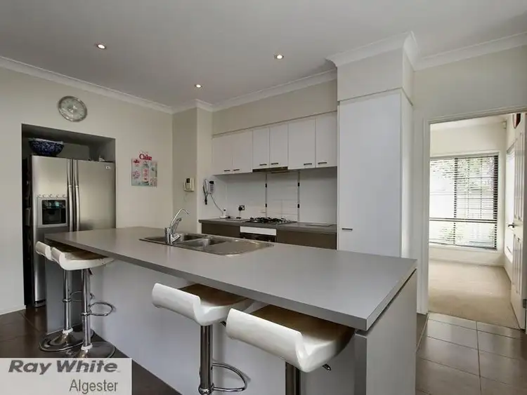 Second view of Homely house listing, 2 Coneybeer Place, Eight Mile Plains QLD 4113