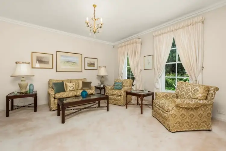 Fourth view of Homely house listing, 2 Dunsmuir Drive, Mount Waverley VIC 3149