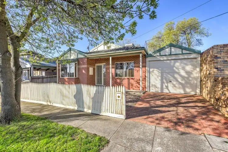 32 Kathleen Street, Rosanna VIC 3084