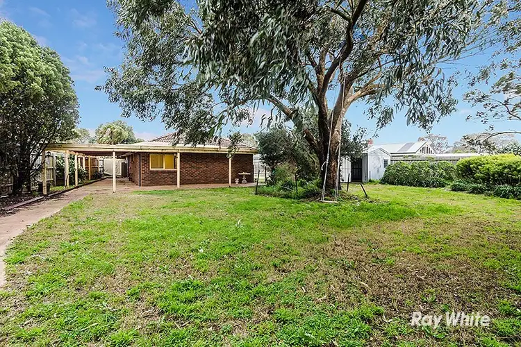 Fifth view of Homely house listing, 12 Flinders Court, Cranbourne North VIC 3977