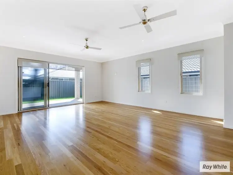 Seventh view of Homely house listing, 15 Flemmings Crescent, Horsley NSW 2530