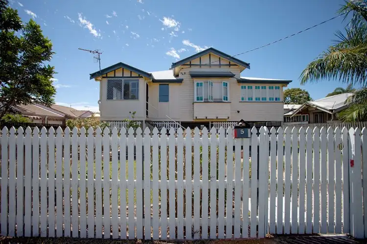 5 English Street, South Mackay QLD 4740
