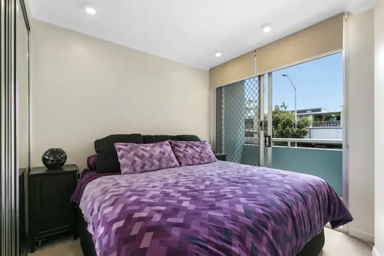 Fourth view of Homely unit listing, 4/89 Bay Terrace, Wynnum QLD 4178