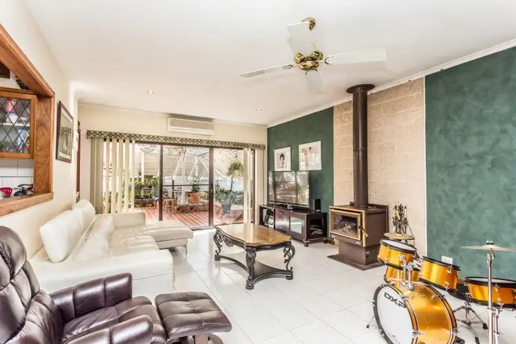 Seventh view of Homely house listing, 11 Cheleon Way, Kings Park VIC 3021