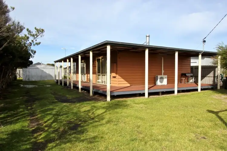 15 Tampa Road, Cape Woolamai VIC 3925