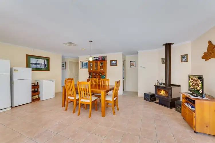 Fourth view of Homely house listing, 6 Daimler Court, Epping VIC 3076