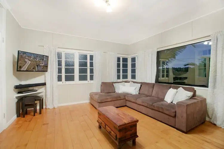 Seventh view of Homely house listing, 825 Cavendish Road, Holland Park QLD 4121