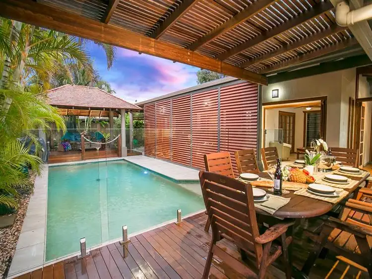 8 Hinkler Parade, Maroochydore QLD 4558