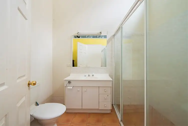 Fifth view of Homely unit listing, 4/5 Rope Court, Mermaid Waters QLD 4218