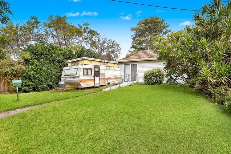 52 Wyuna Avenue, Freshwater NSW 2096