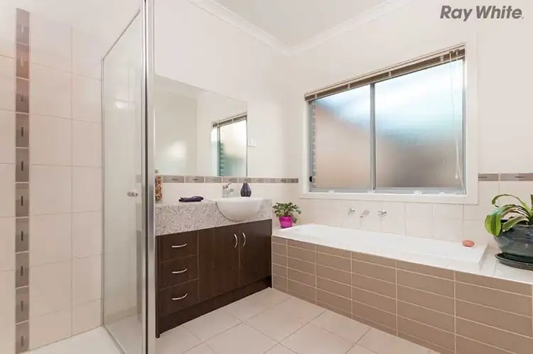 Fifth view of Homely house listing, 1/7 Gascoyne Way, Truganina VIC 3029