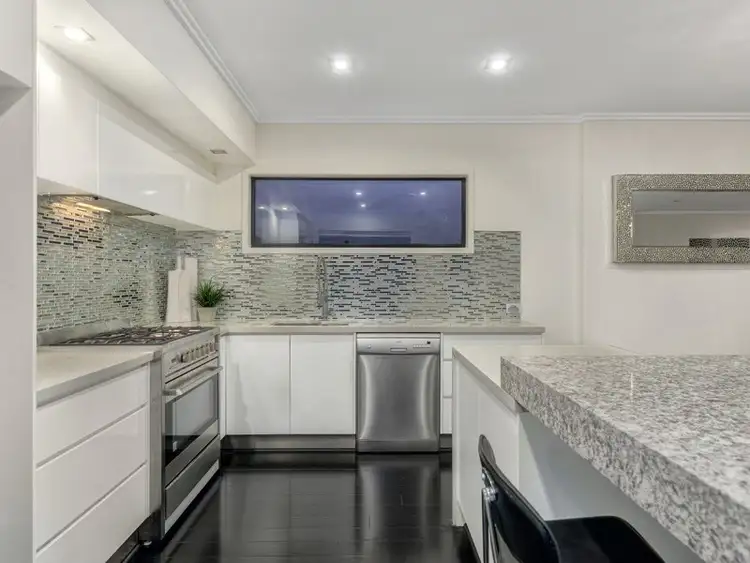 Second view of Homely house listing, 39 Raceview Avenue, Hendra QLD 4011