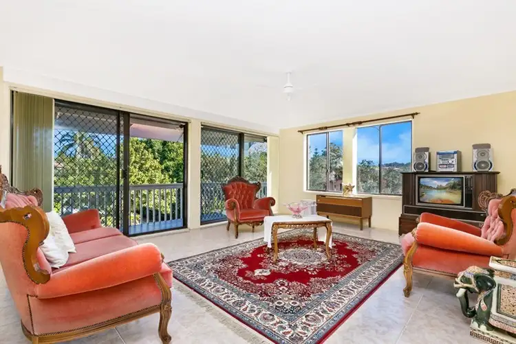 Fourth view of Homely house listing, 4 Ferraro Close, Edensor Park NSW 2176
