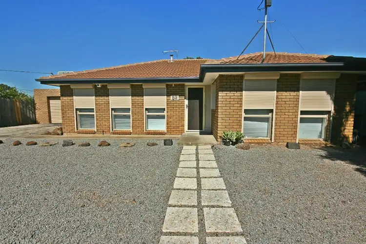 52 Concord Circuit, Albanvale VIC 3021