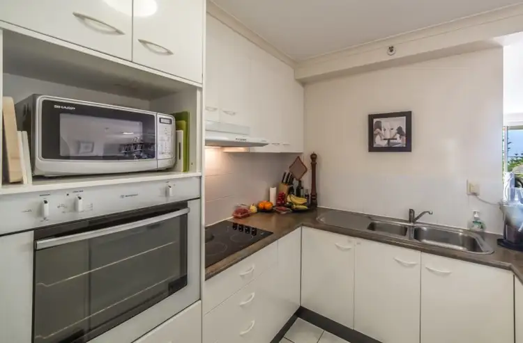 Sixth view of Homely apartment listing, 20/11 Hughes Avenue, Main Beach QLD 4217