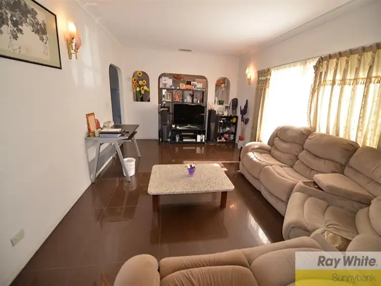 Fifth view of Homely house listing, 8 Pinecroft Close, Calamvale QLD 4116