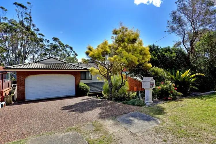 19 Wordsworth Avenue, Bateau Bay NSW 2261