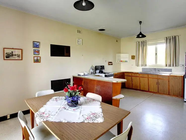 Fifth view of Homely house listing, 28 Selkirk Avenue, Seaton SA 5023