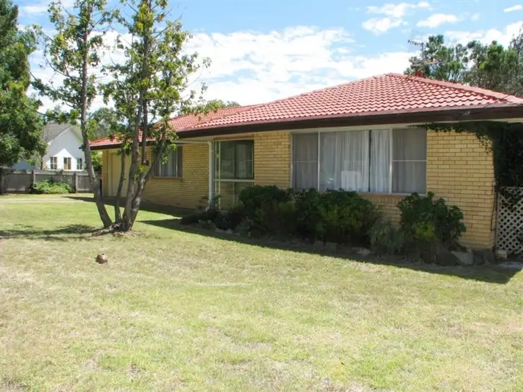 1 Watson Avenue, Armidale NSW 2350