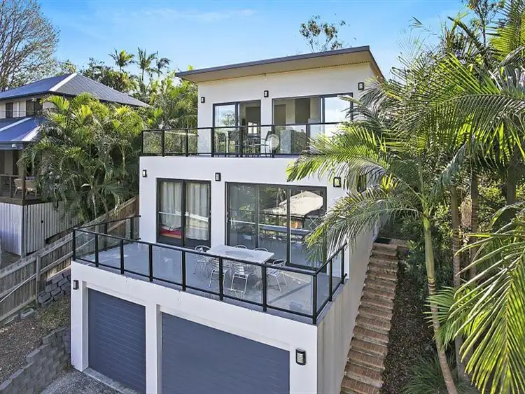 15 Chapman Street, Chapel Hill QLD 4069
