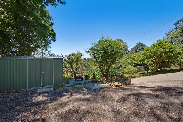 Fifth view of Homely house listing, 2 Nina Place, Kurrajong Heights NSW 2758