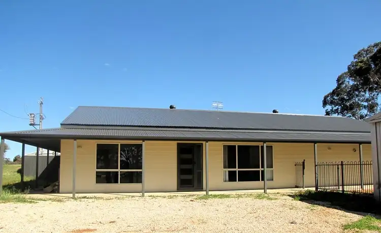 235 Hunt Road, Barmera SA 5345