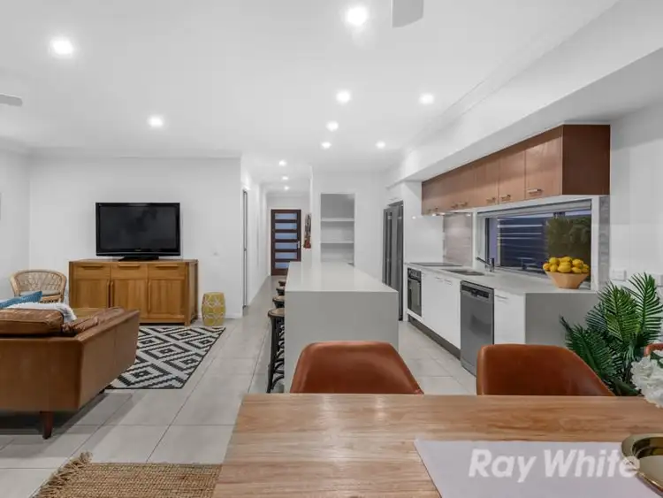 Sixth view of Homely townhouse listing, 33/34 O'Doherty Circuit, Nudgee QLD 4014
