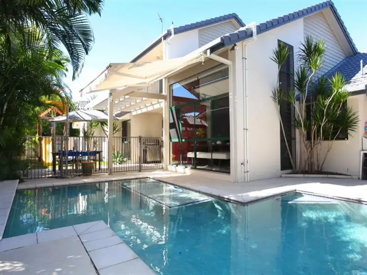 293 Rio Vista Boulevard, Mermaid Waters QLD 4218