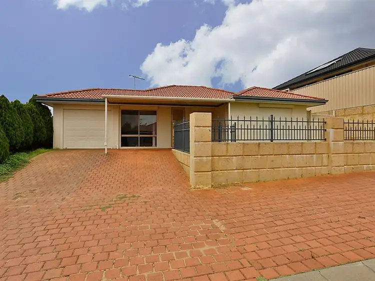 15 Stetson Court, Marangaroo WA 6064